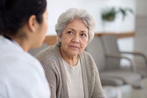 Comment organiser un dépistage régulier des maladies courantes après 60 ans