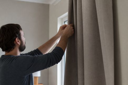 Améliorer l’isolation phonique de son intérieur facilement