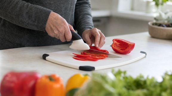 Adapter sa cuisine : astuces pour cuisiner en toute autonomie